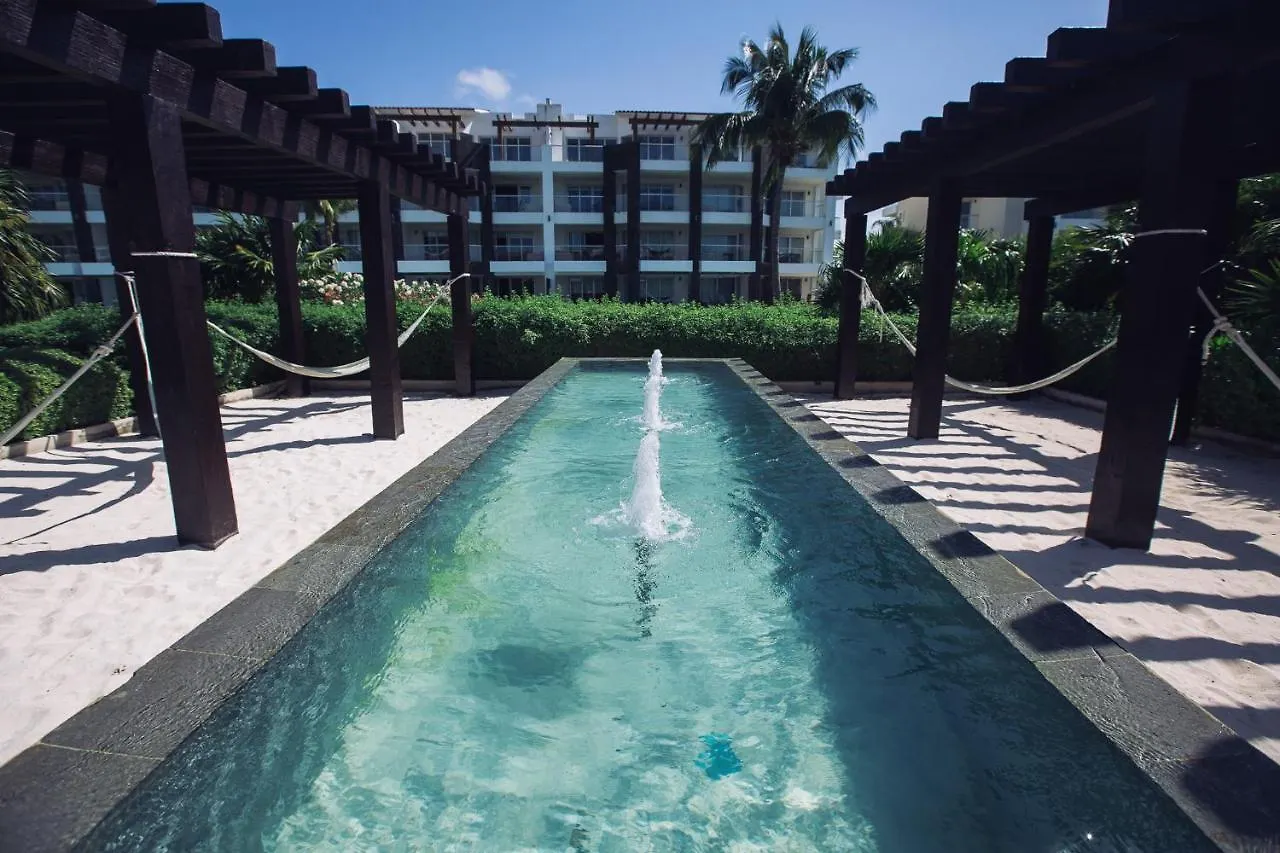 Mareazul Beach Front Condos At Playa Del Carmen Mexique