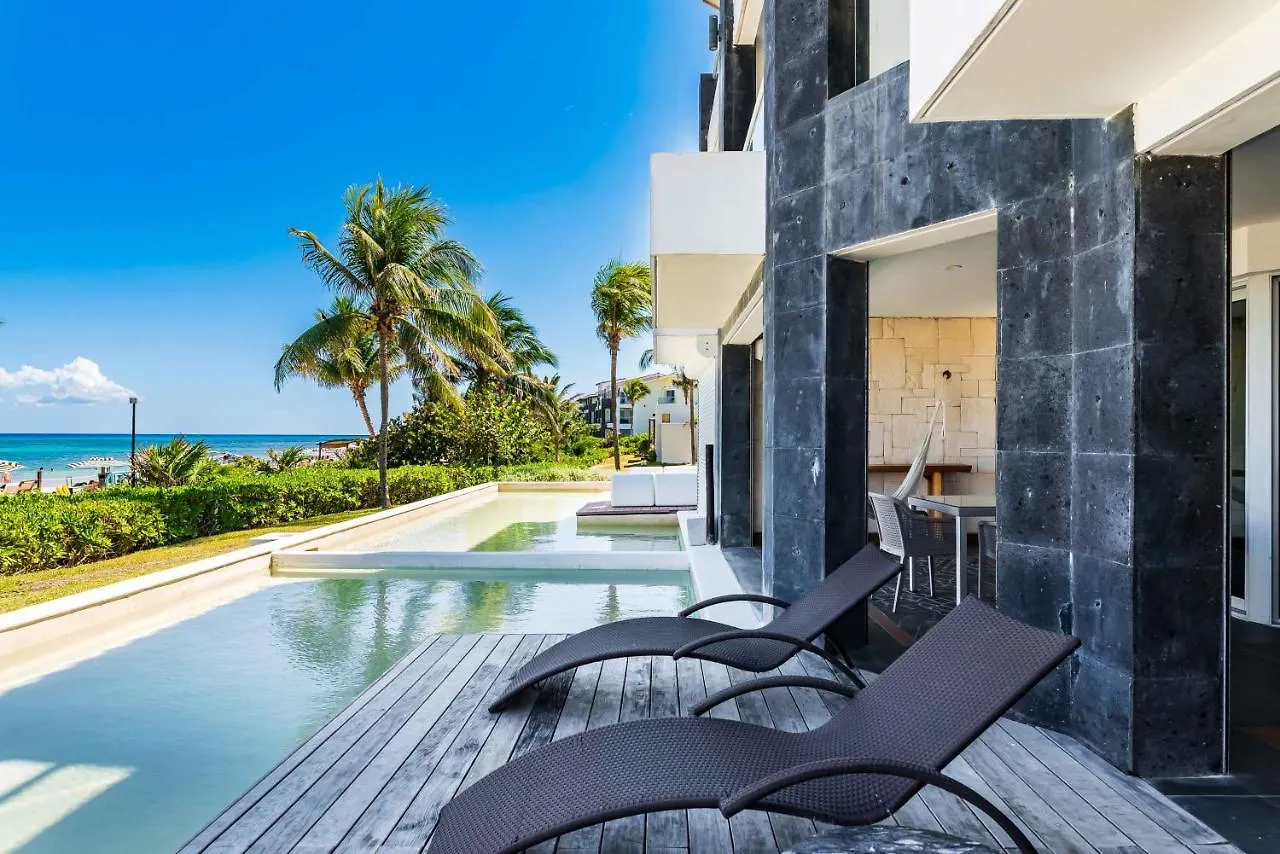 Mareazul Beach Front Condos At Playa Del Carmen