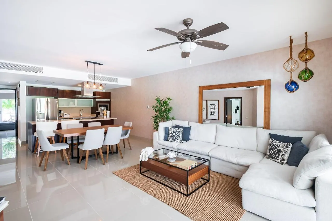 Mareazul Beach Front Condos At Playa Del Carmen Appart hôtel